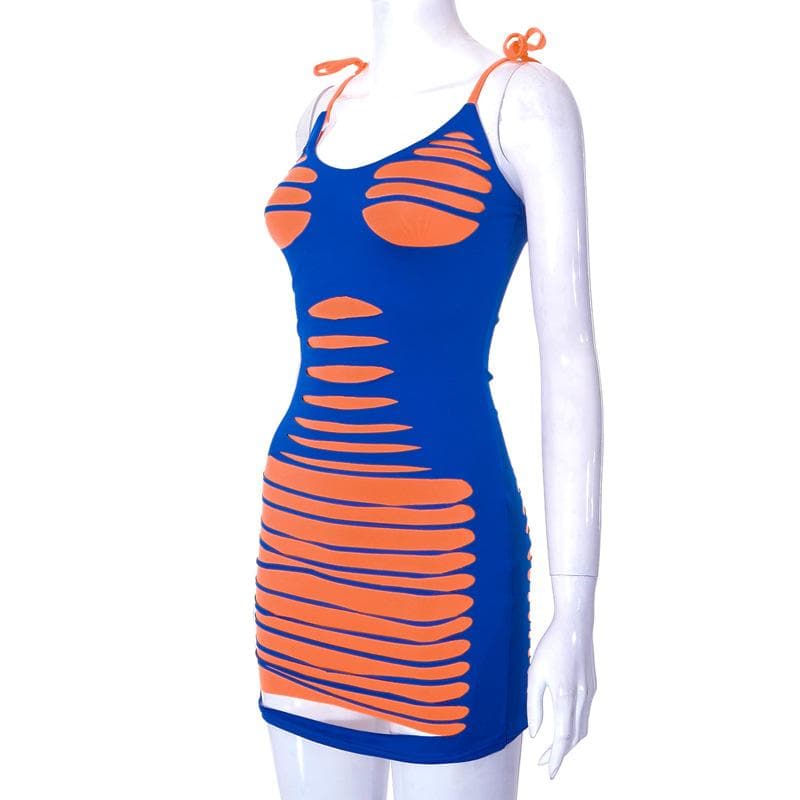 Contrast u neck self tie backless mini dress