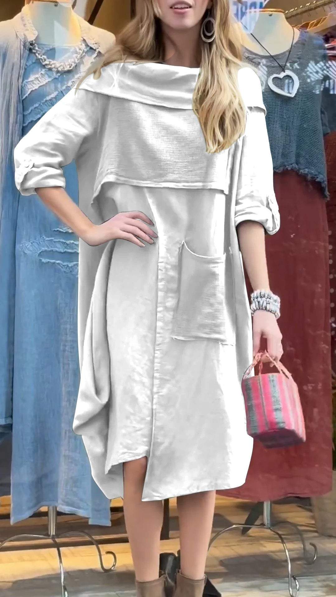 Relaxed Dress Inspired by Contemporary Streetwear Fashion 4