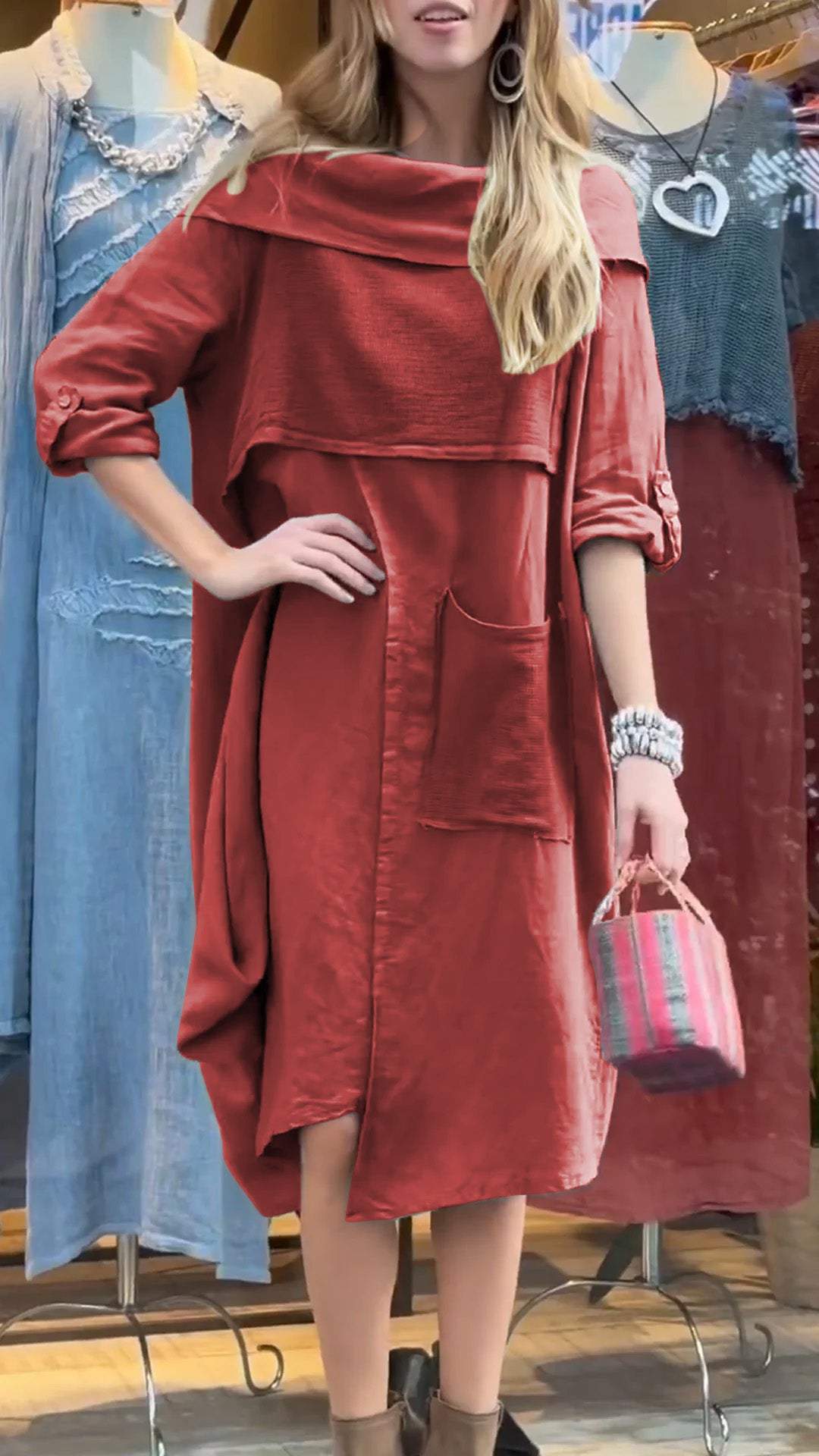 Relaxed Dress Inspired by Contemporary Streetwear Fashion 4