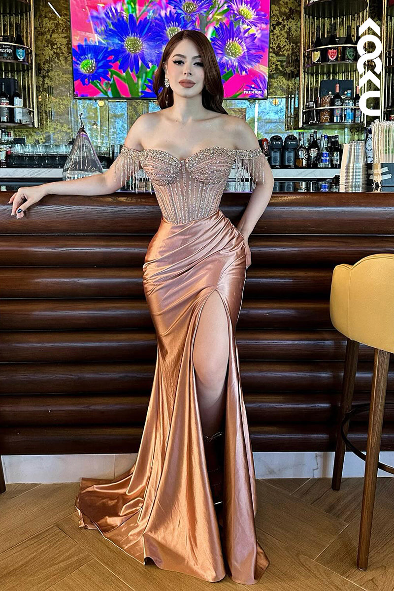 L3004 - Gorgeous & Charming Off-Shoudler Sleeveless Rhinestones Ruched Mermaid Prom Dress