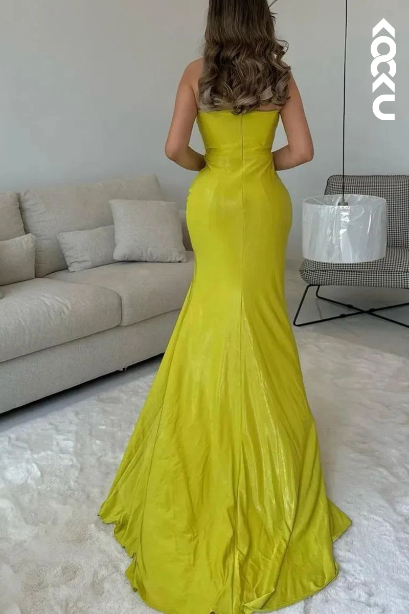 L2345 - Chic & Elegant Off-Shoulder Sleeveless Ruched Slit Prom Dress