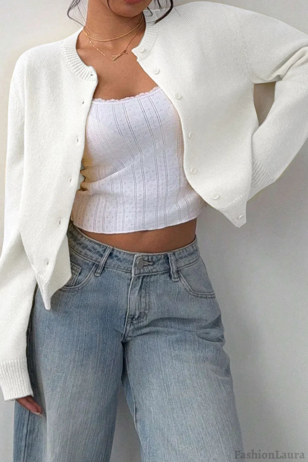 Lightweight Round Neck Button Cardigan S / White