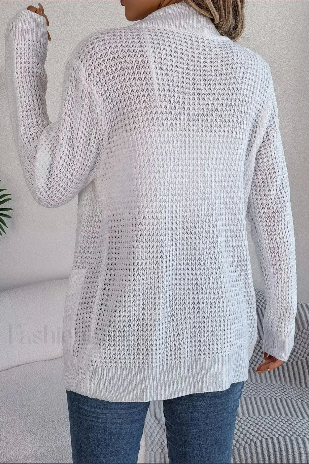 Loose Knit Pocket Cardigan