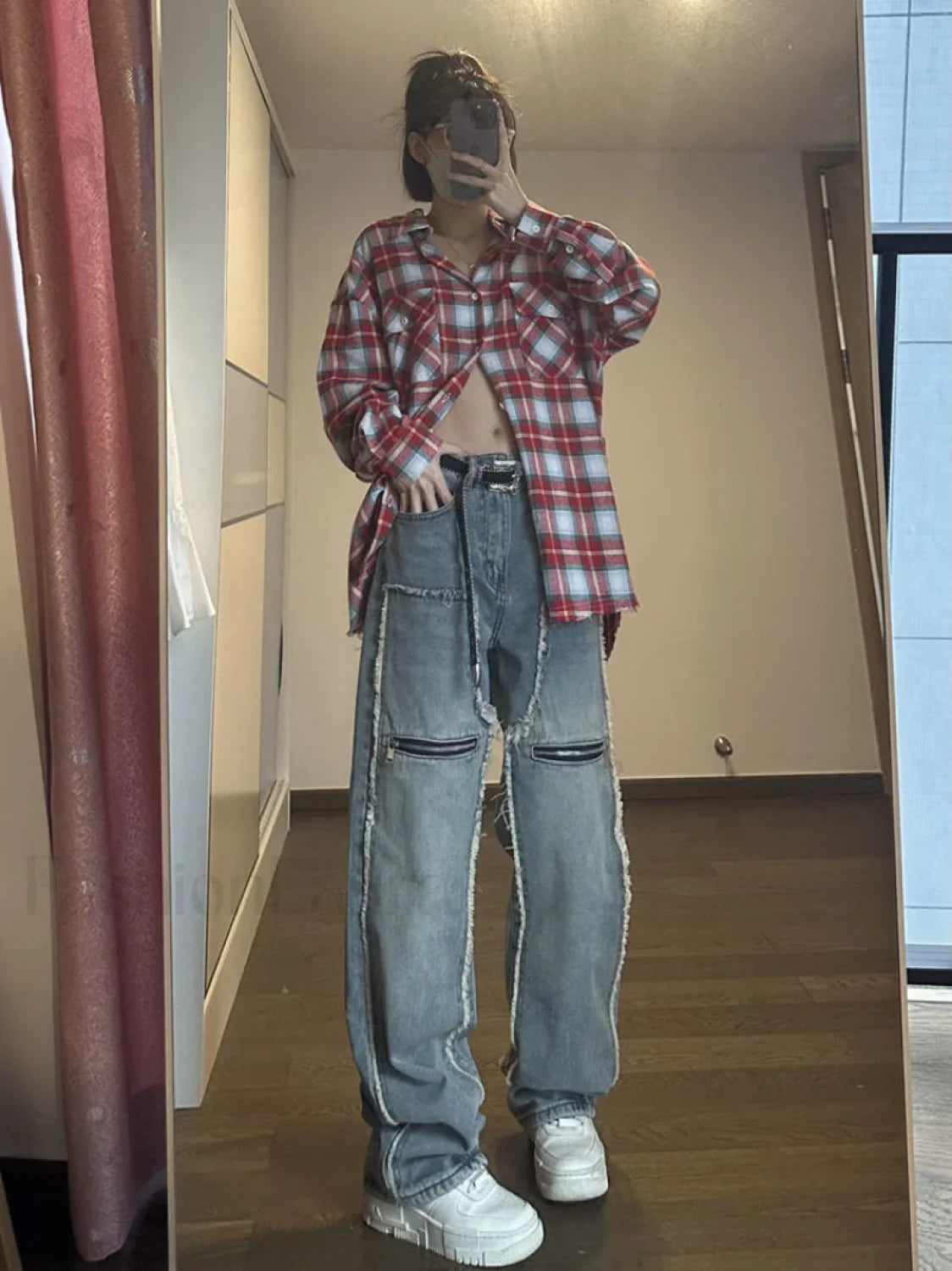 Loose Straight Leg Slender Modern Raw Edge Casual Boyfriend Jeans