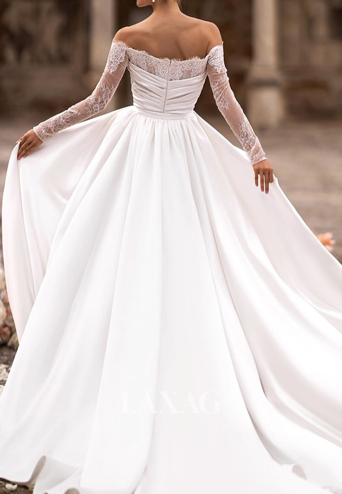 Off-Shoulder Lace Long-Sleeves Bride Gowns Sleek Satin Mermaid Wedding Dress with Train