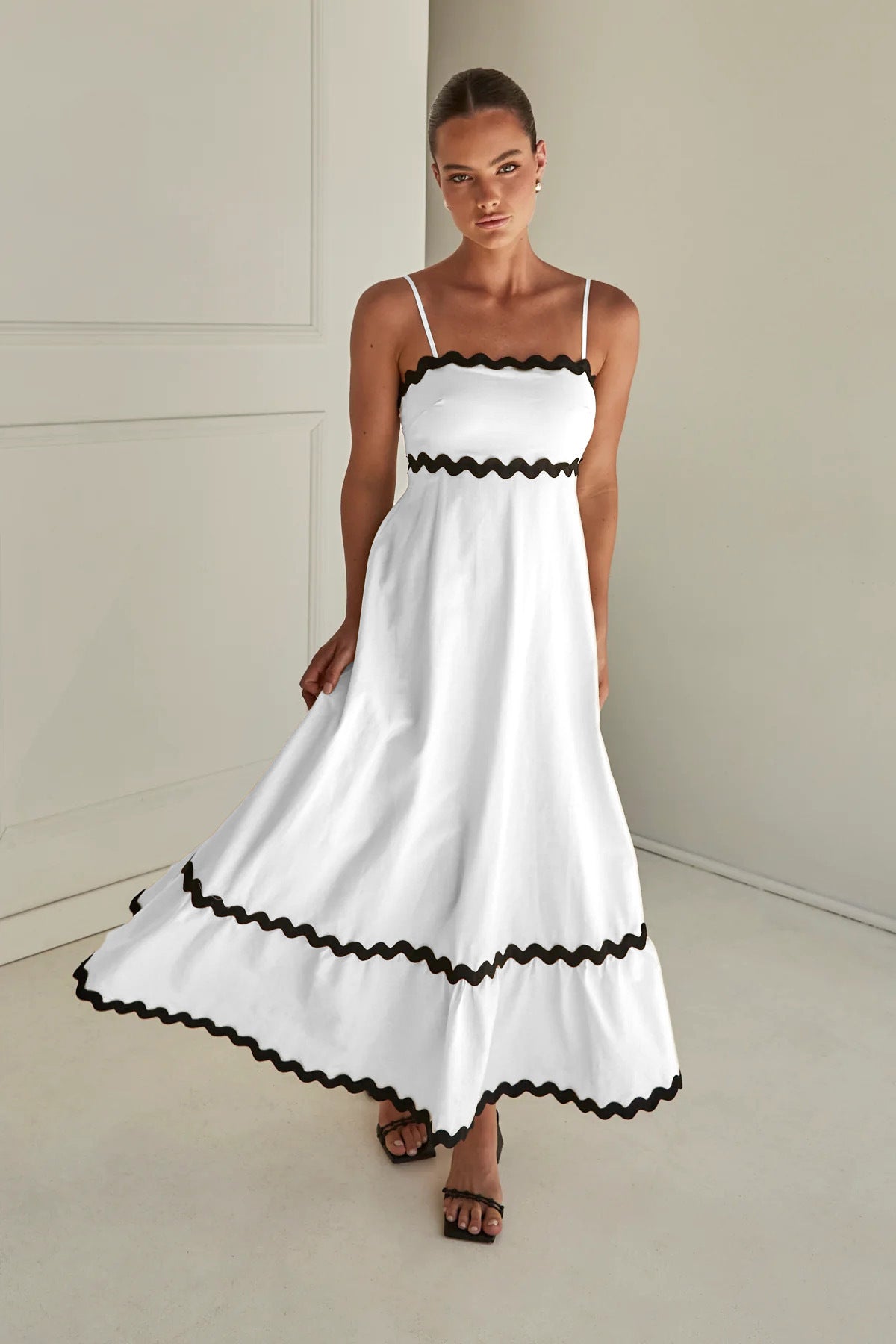 Clara Premium In Contrast, a Long Capri Dress Wardrobe Essential