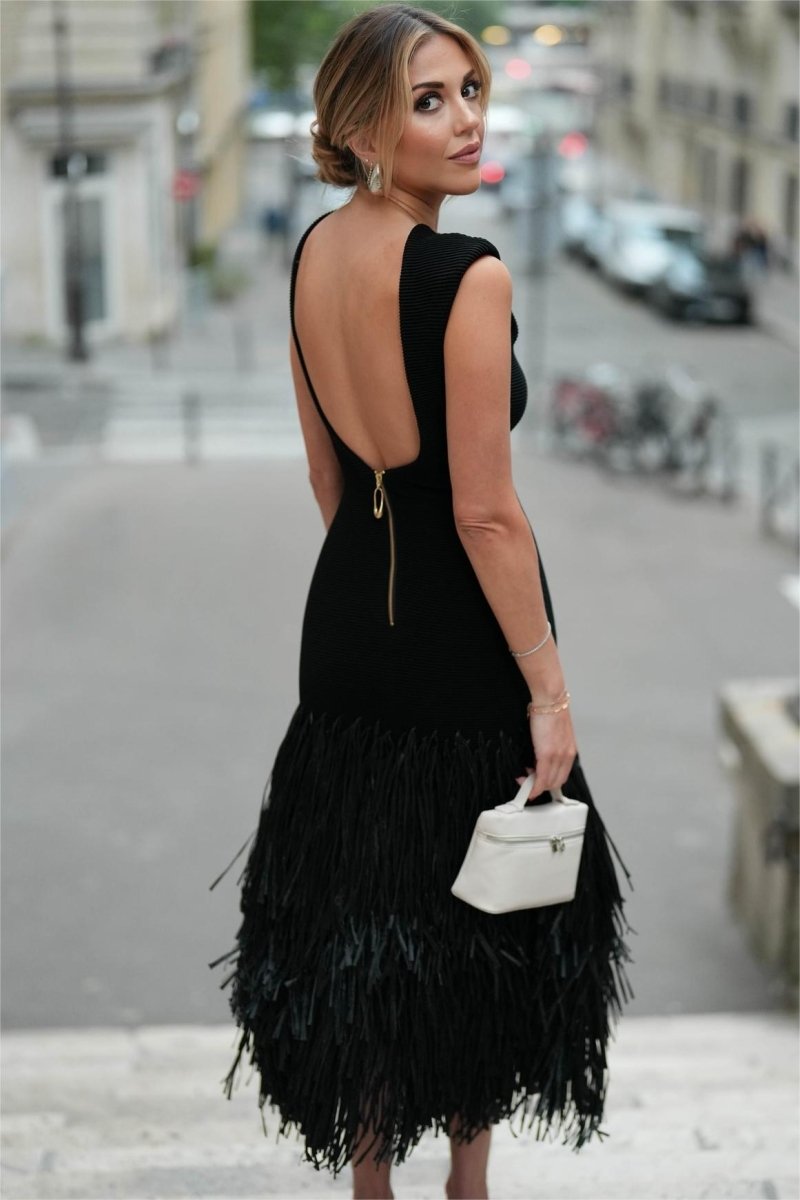 Minimalist Wendy Backless Midi Dress in Knitted Fabric with Tassels Boutique Collection
