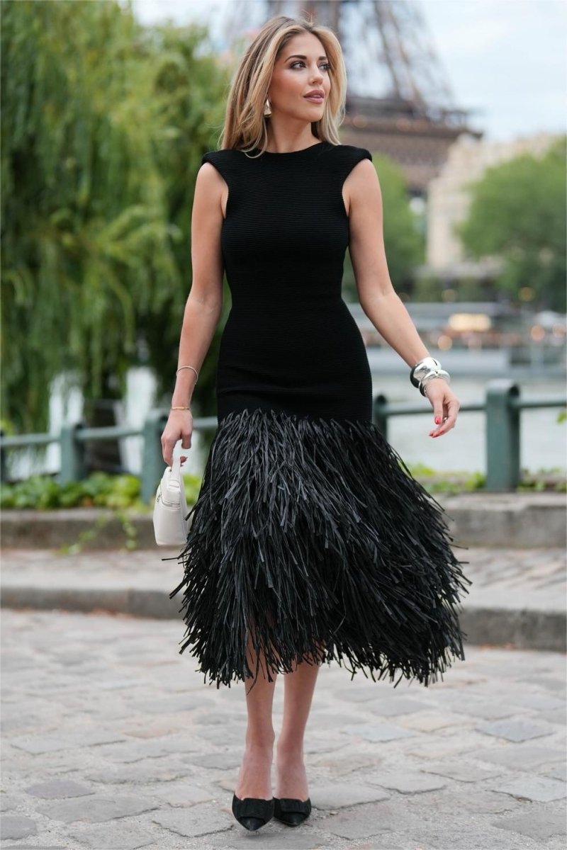 Minimalist Wendy Backless Midi Dress in Knitted Fabric with Tassels Boutique Collection