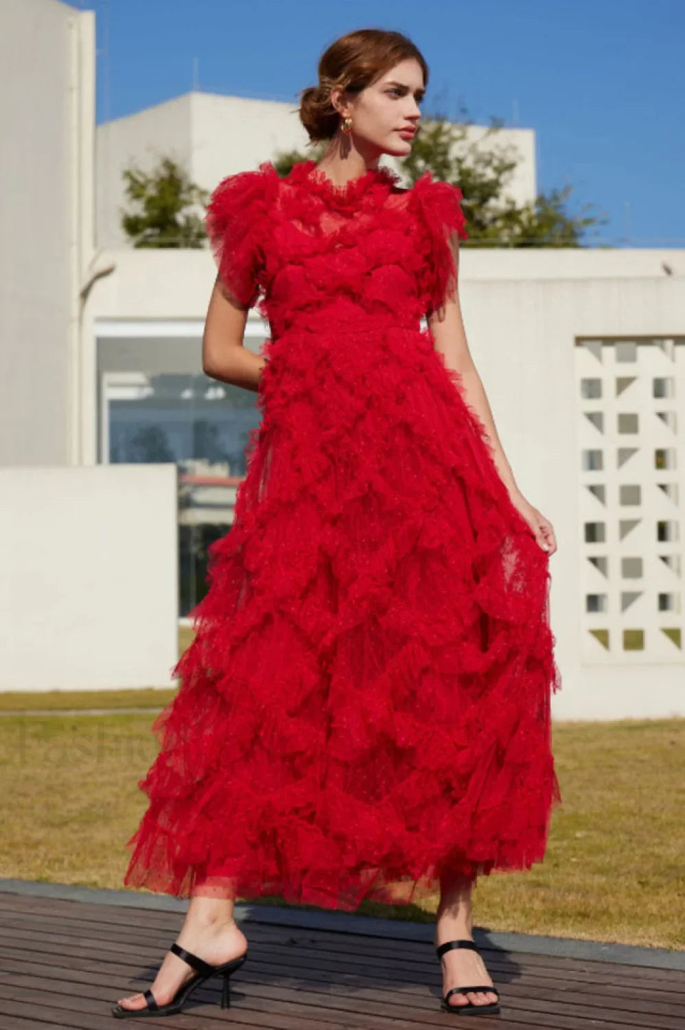 Maxine Floral Embroidery Charming Sleeveless Maxi Dress