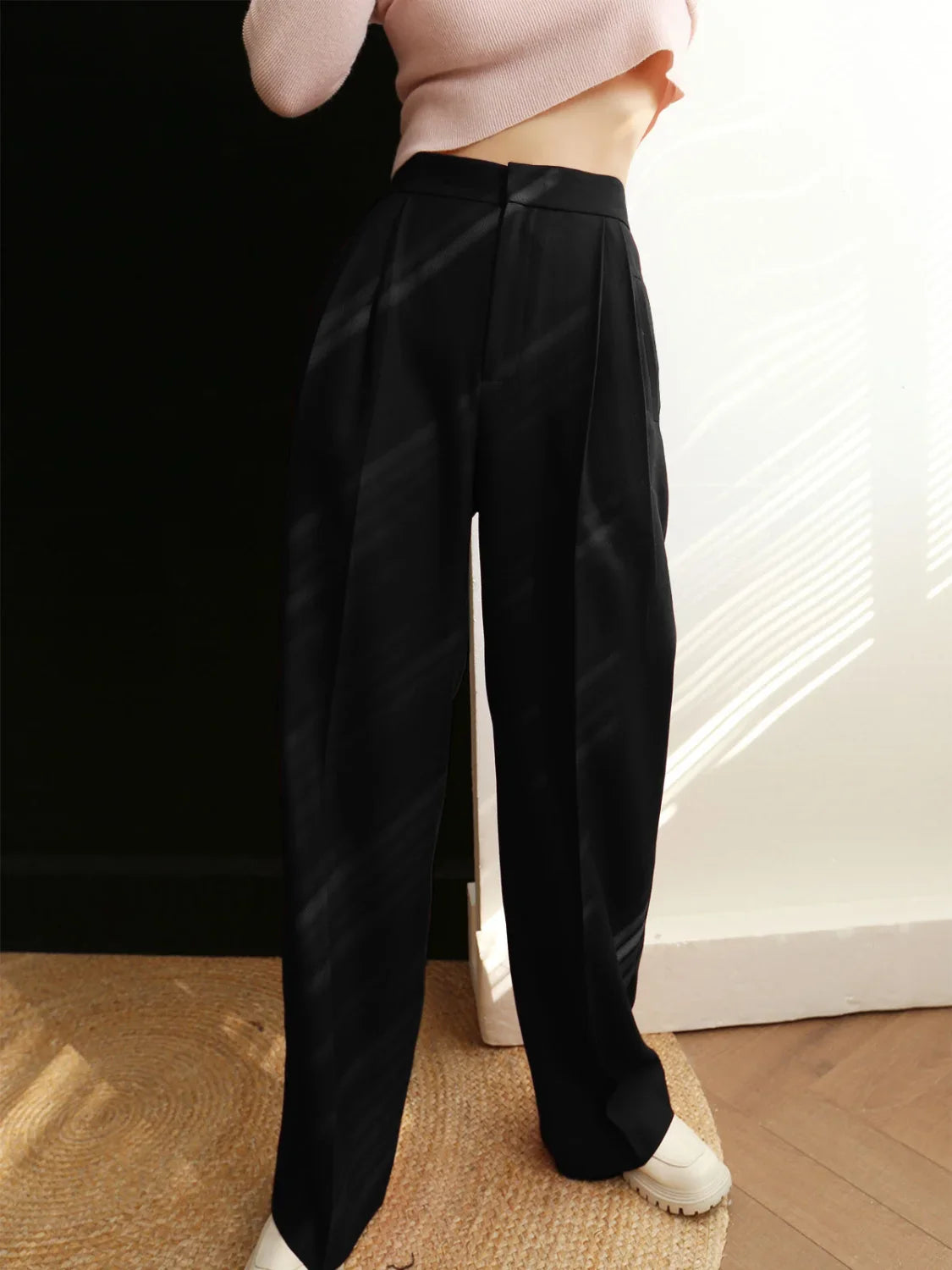 Middle Waist Graceful Pleated Tapered Pants