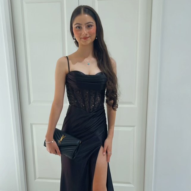Gorgeous Sweetheart Sheath Prom Dress Side Slit Beads Satin Party Gown with Train