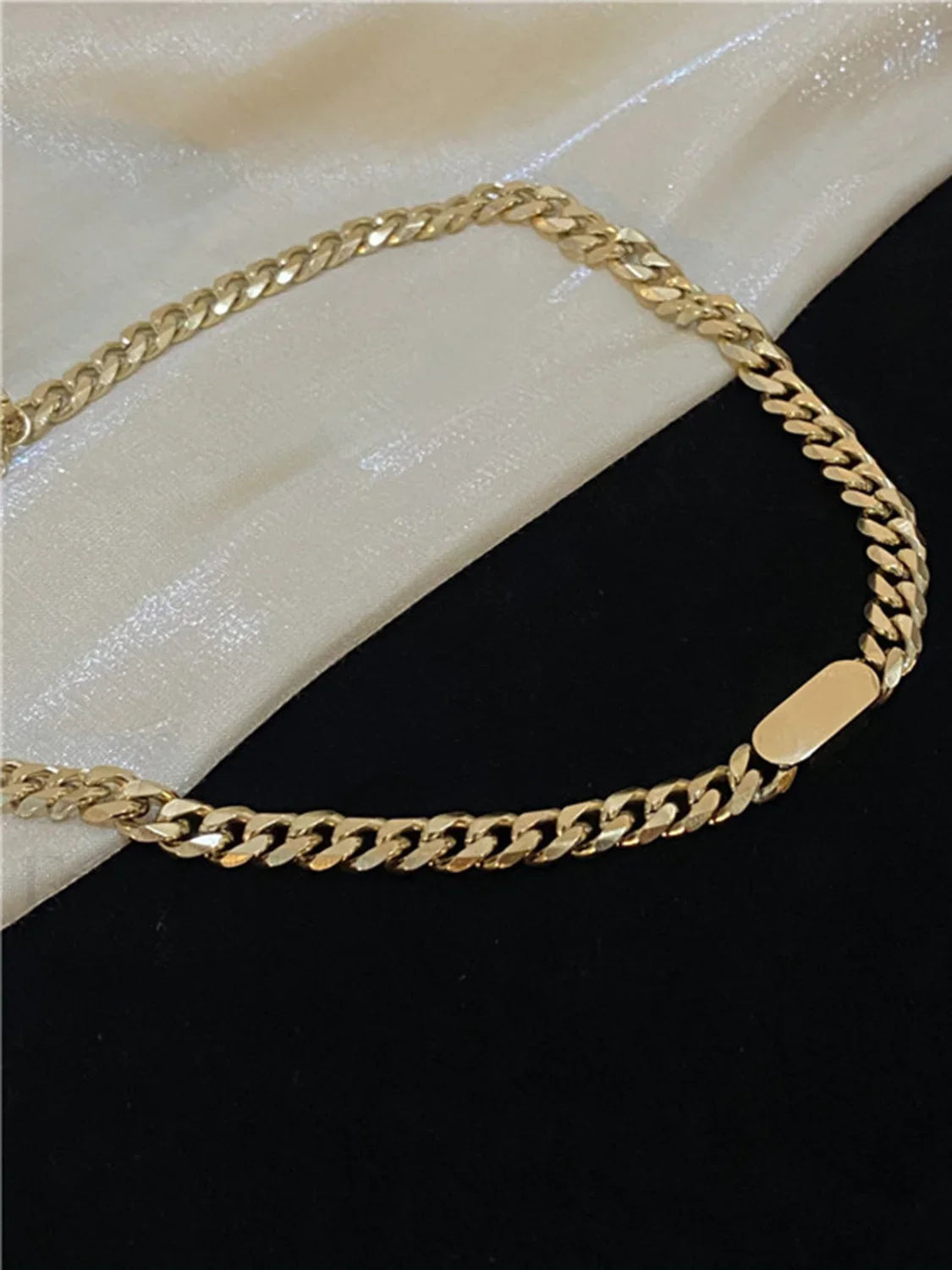 Minimalist Charming Chain Necklace