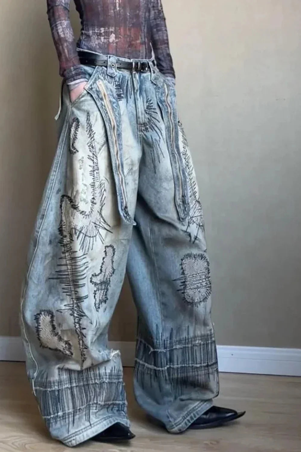 Needle Embroidered Wide Leg Jeans