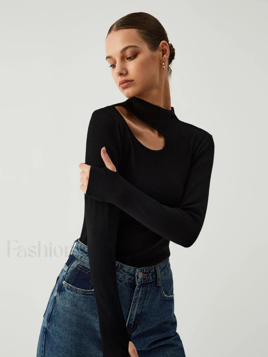 New Era Halter Cutout Modern Long Sleeve Knit Top