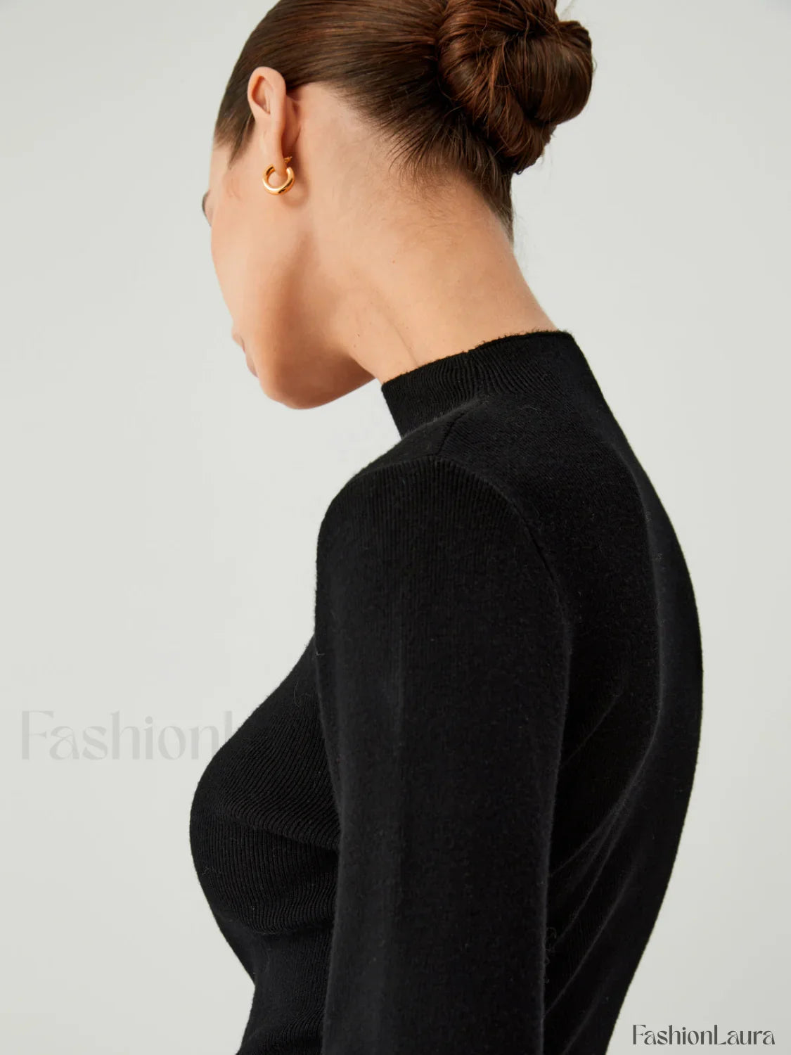 New Era Halter Cutout Modern Long Sleeve Knit Top