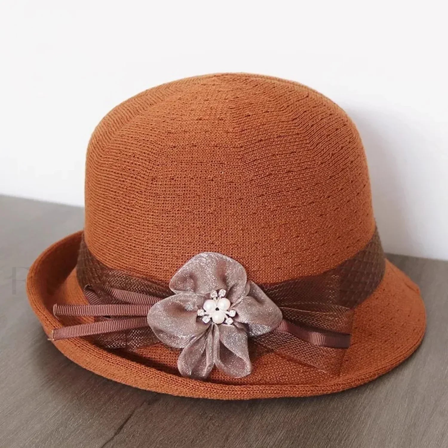 New Flower Small Pot Fashionable Woolen Curved Brim Top Hat brown