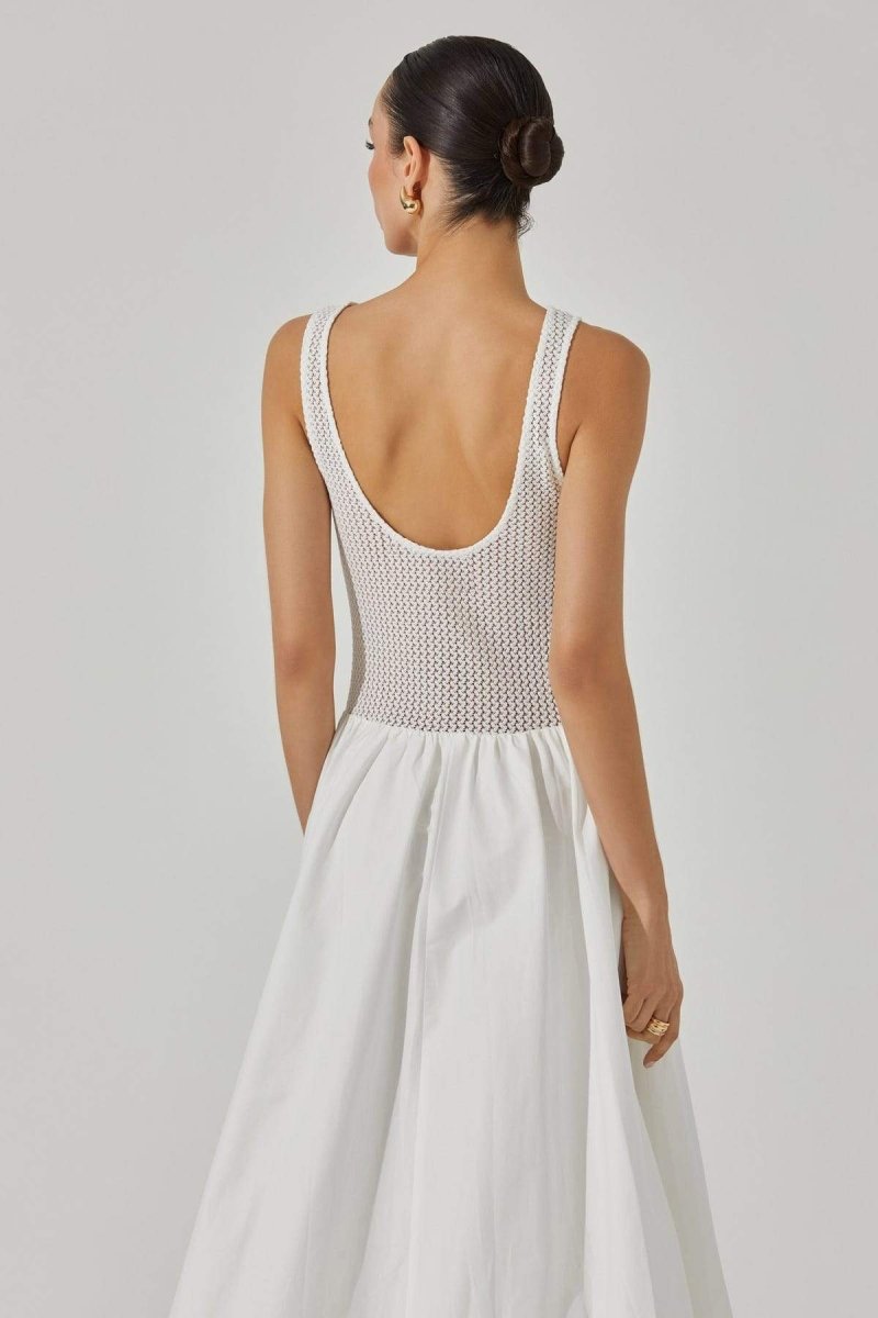 Teodora Minimalist Open-Shoulder Midi Dress in Contrast Color Chic Silhouette Collection