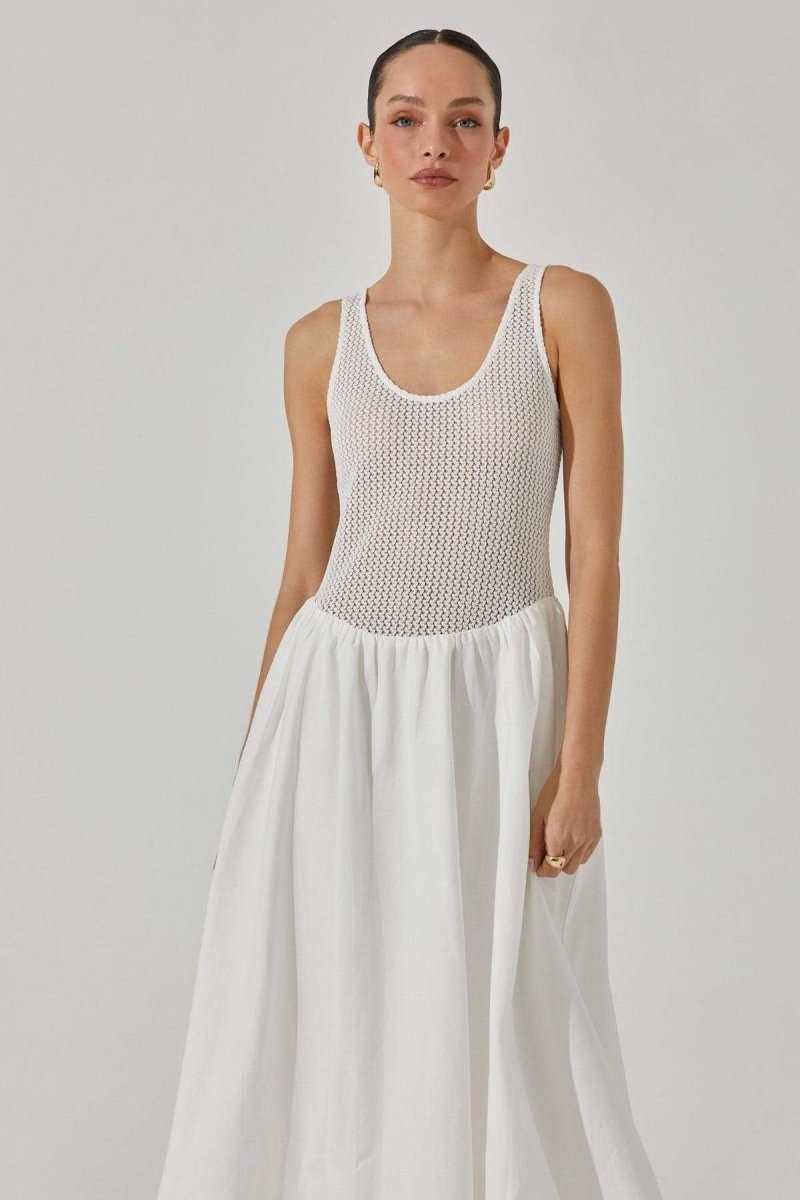 Leila Timeless Bare-Arm Midi Dress in Contrast Color Boutique Collection