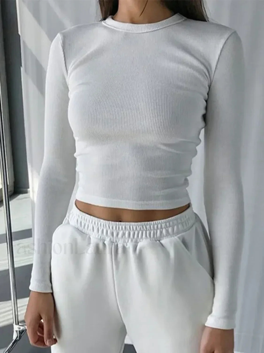 O Neck Long Sleeve Ribbed Cropped T-shirt