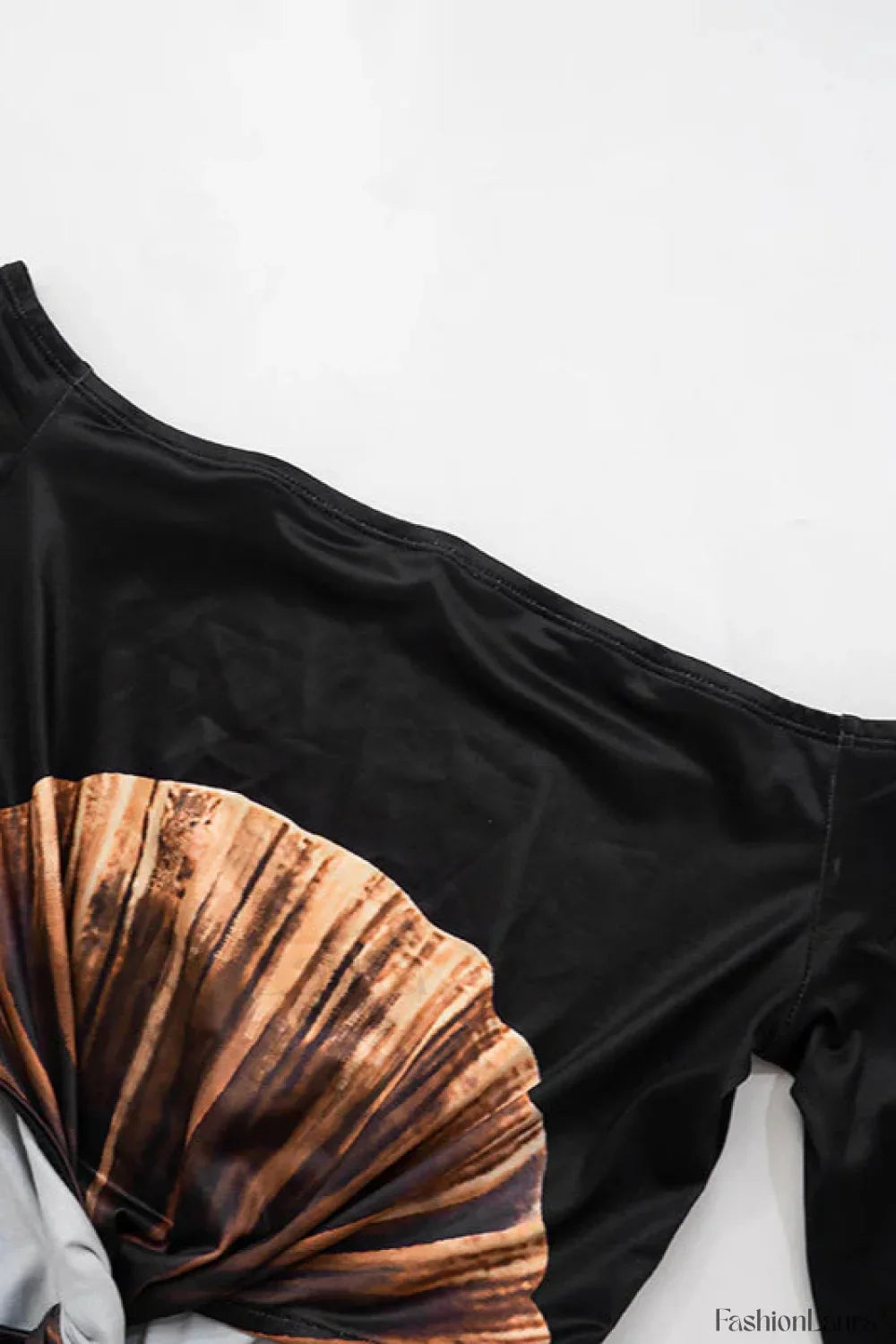 Off-Shoulder Hollowed Halter Printed Kinked Maxi Dress