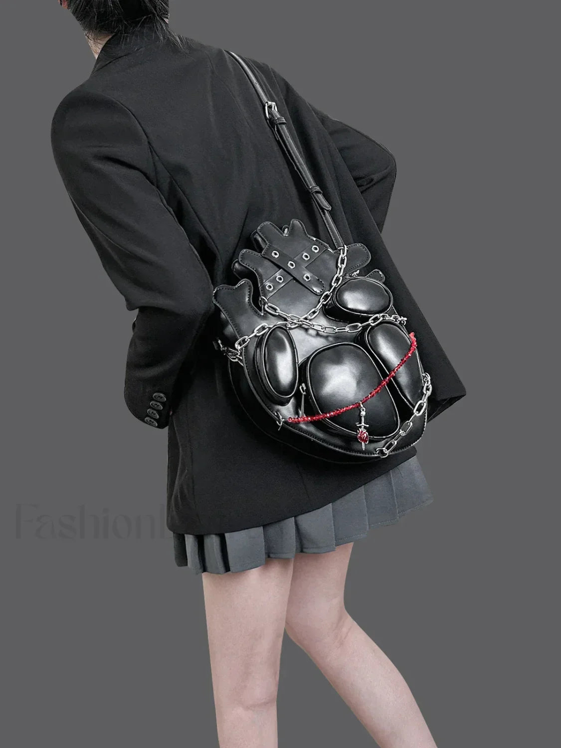 Original Metal Binding Shoulder Dark Sexy Style Heart Punk Chain Gothic Bag