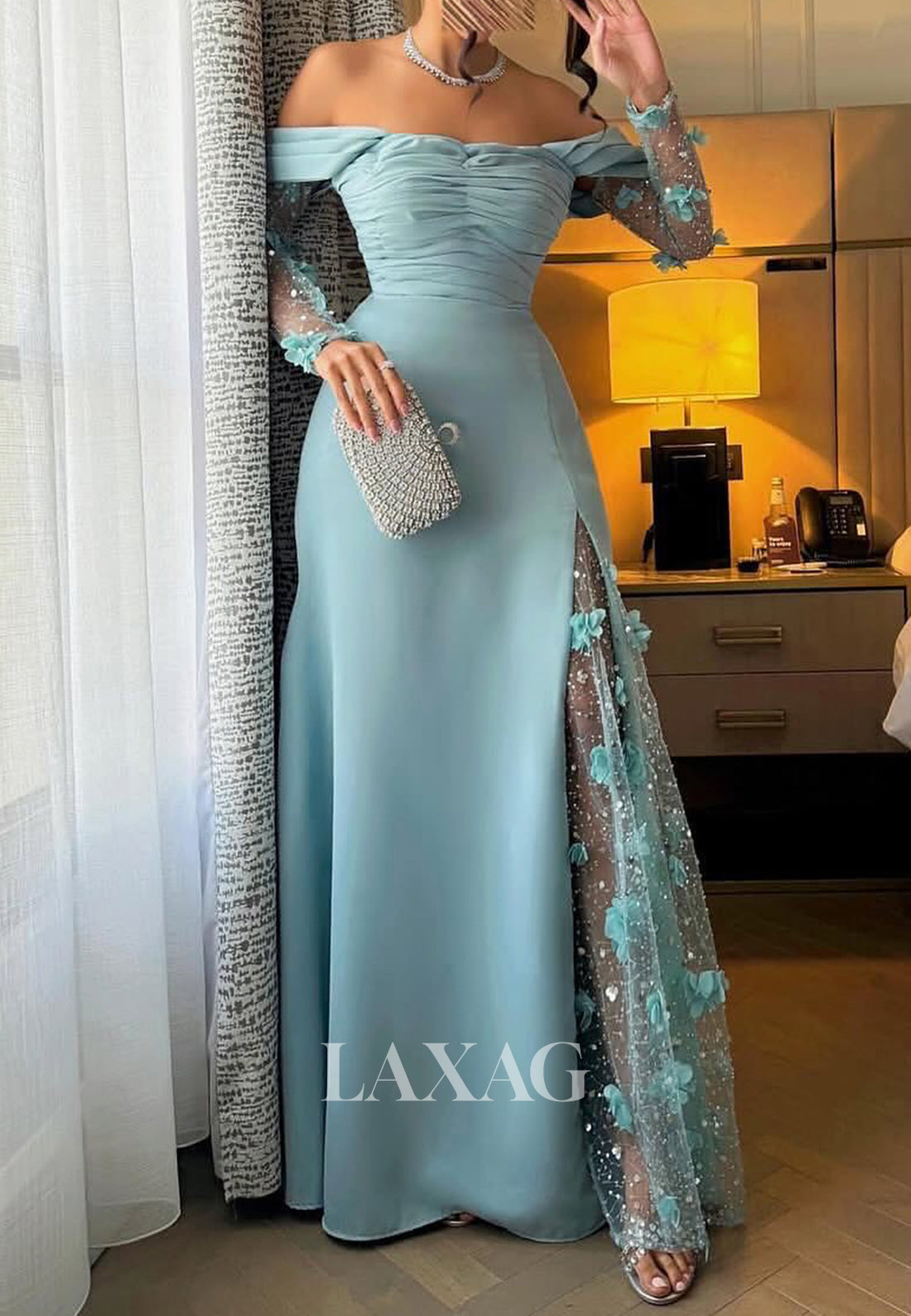 Sweetheart Long-Sleeves A-Line Evening Dress Floral Embellished Sequined Floor-Length Formal Gowns