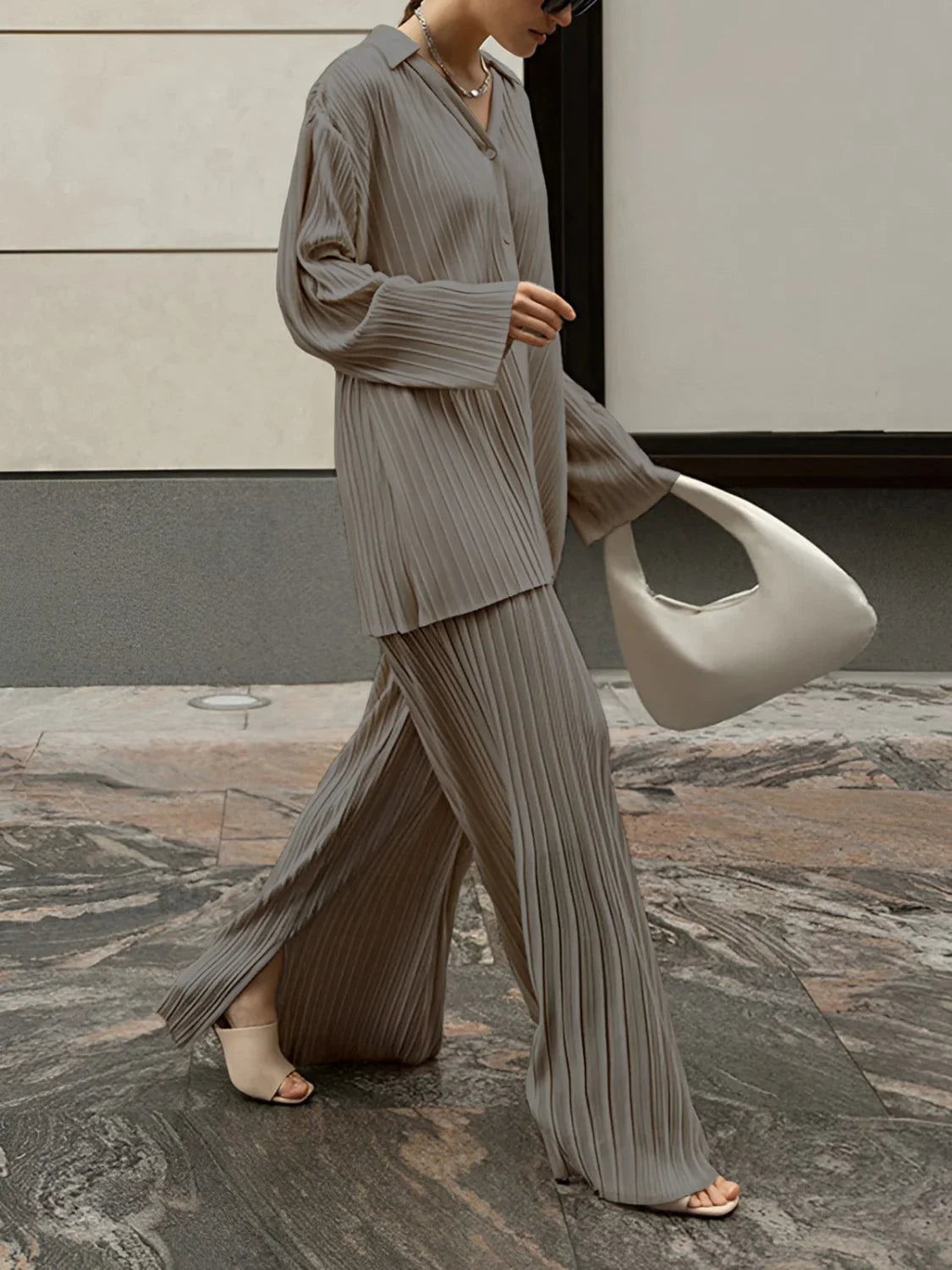 Oversized Leisure Pleat Pockets Modern Two Piece Pants Set Khaki / XS Pant Sets