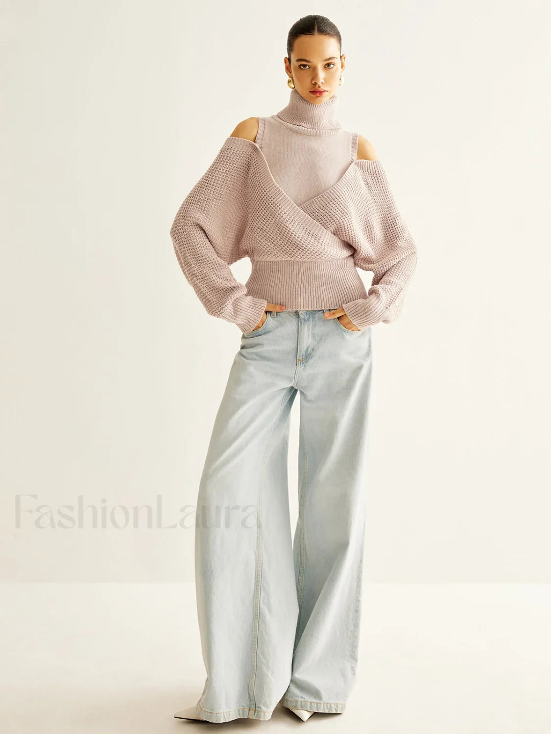 Oversized Wool-Blend Turtleneck Cinched Knit Top