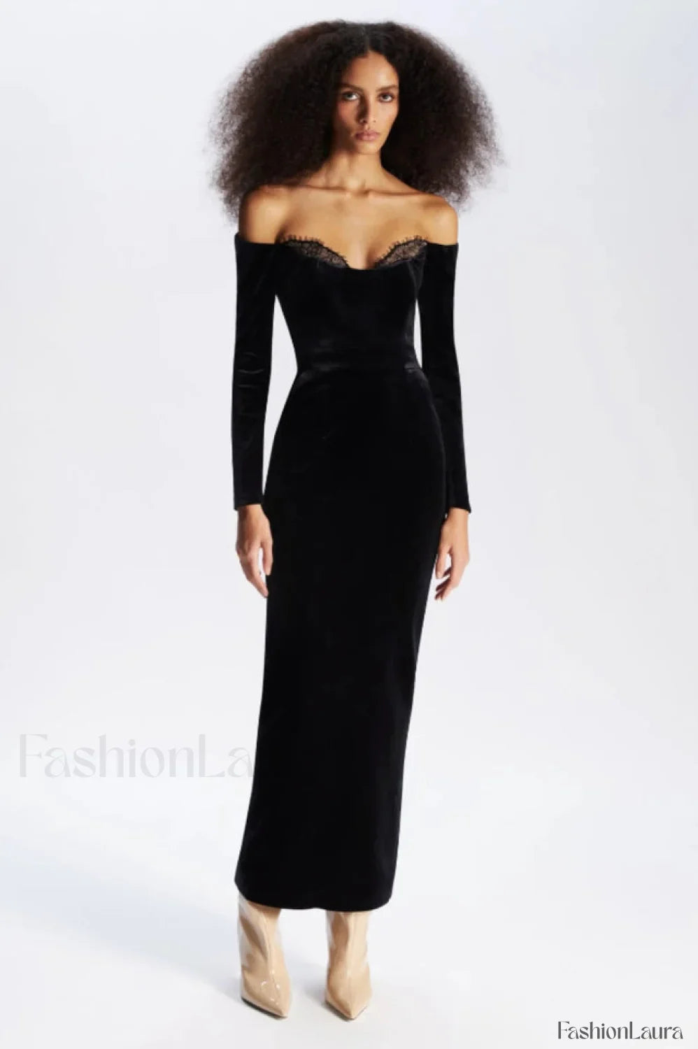 Palma Strapless Stylish Velvet Dress