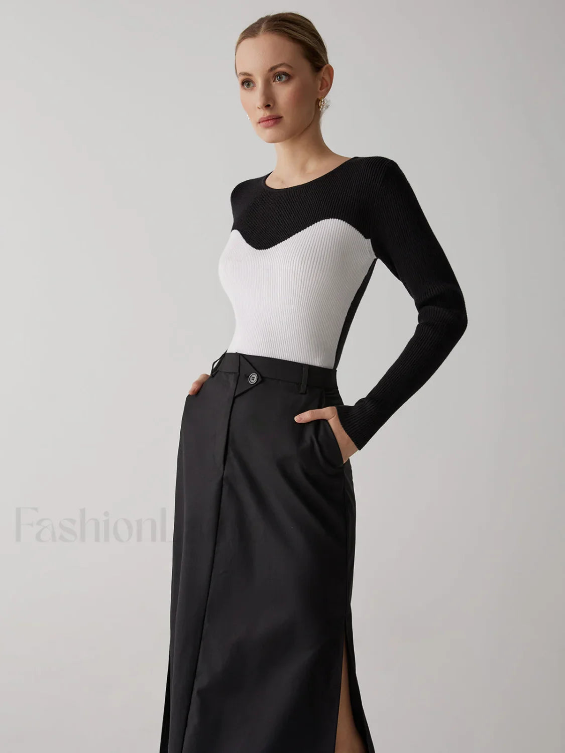 Patchwork Contrast Graceful Crew Neck Sweater