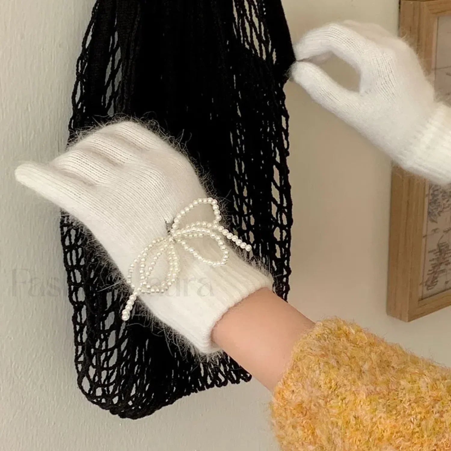 Pearl Bow Knot Winter Wool Furry Thickened Warm Soft Y2k Lolita Cosplay Christmas Glove
