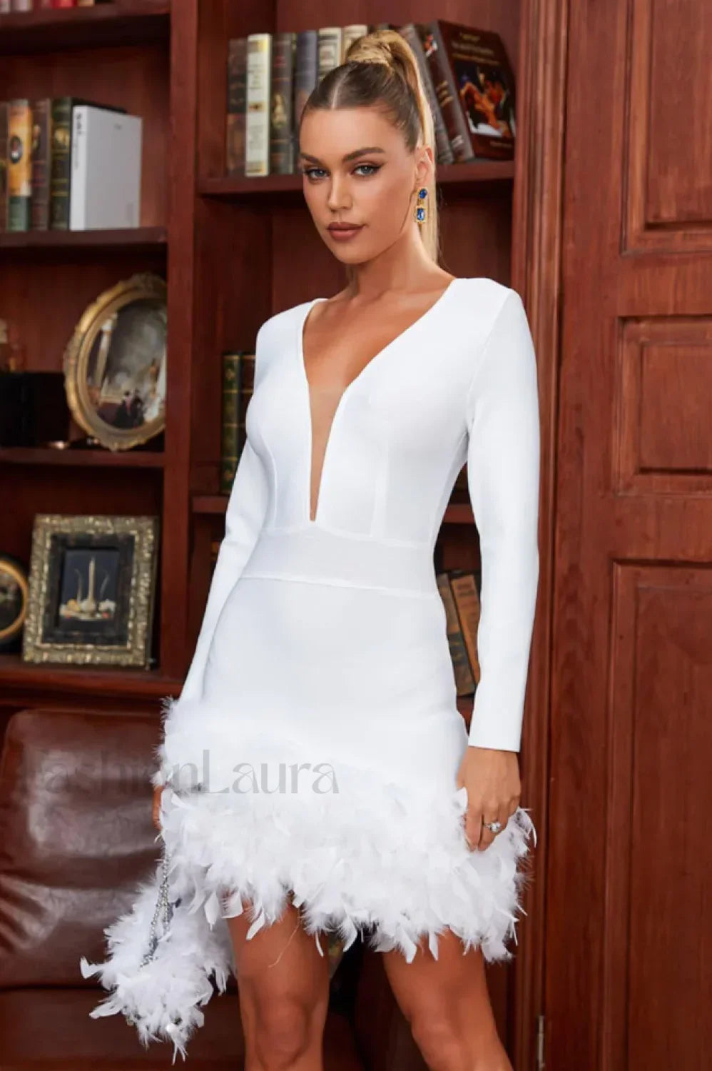 Peridot Long Sleeve Charming Feather Bandage Dress S / White