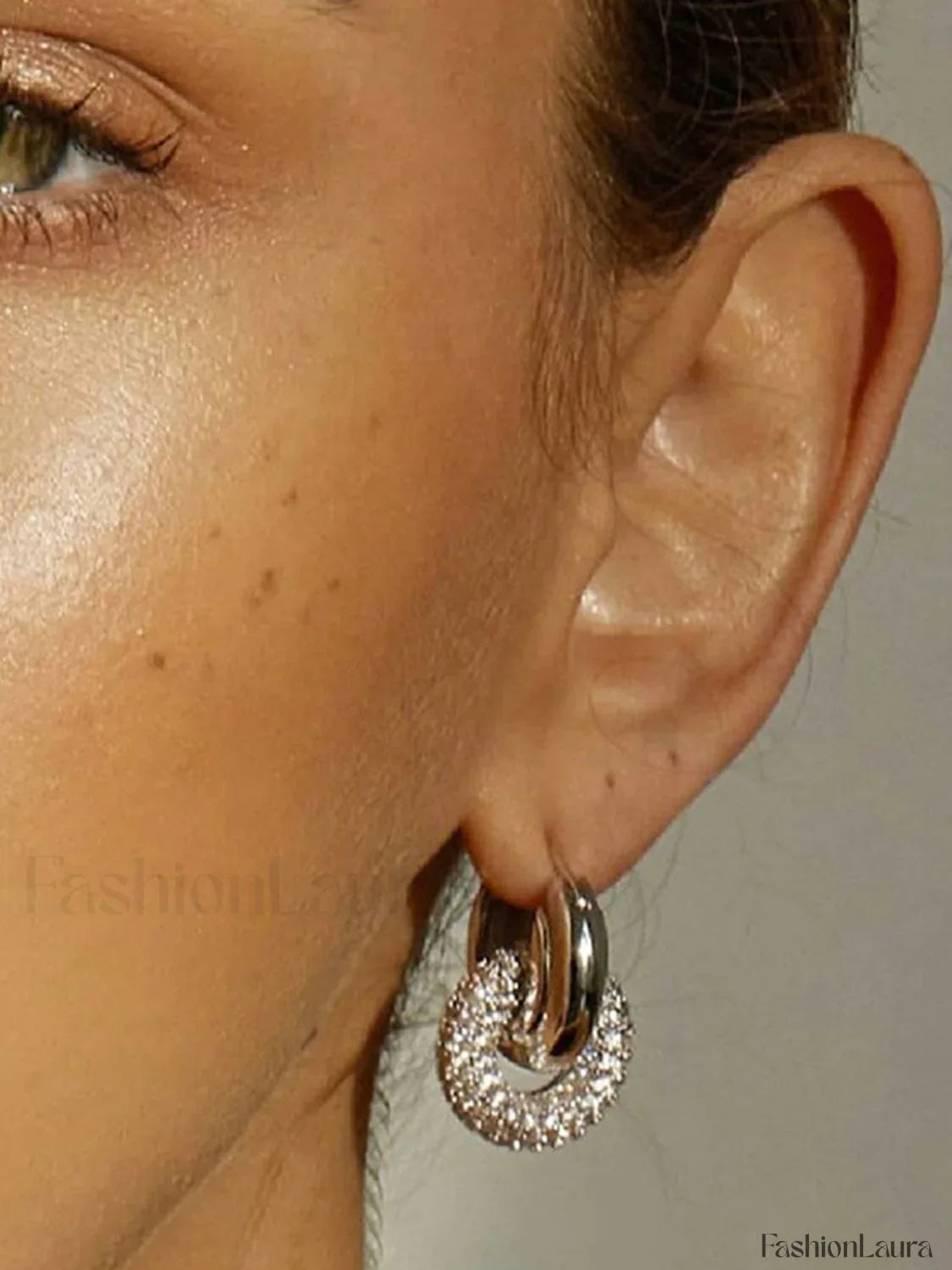 Polished Double Graceful Hoop Earrings