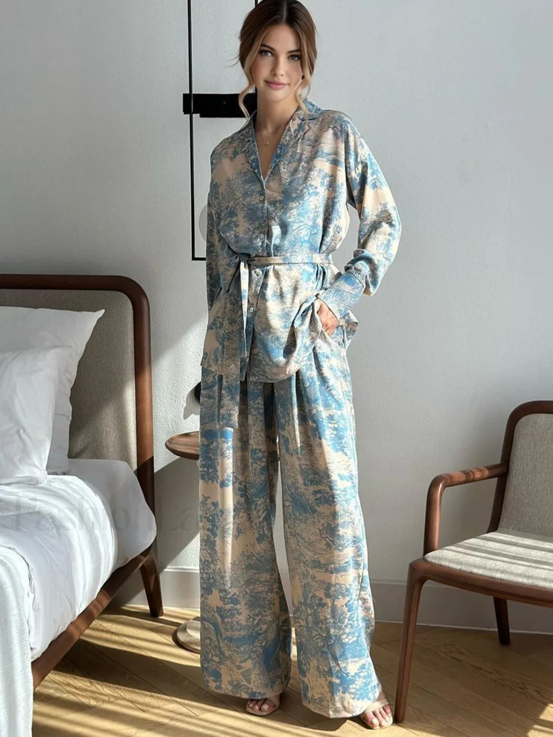 Printed Tie Graceful Up Pants Set