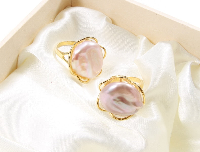 Baroque Irregular Gold Open Ring with Natural Big Freshwater Pearl
