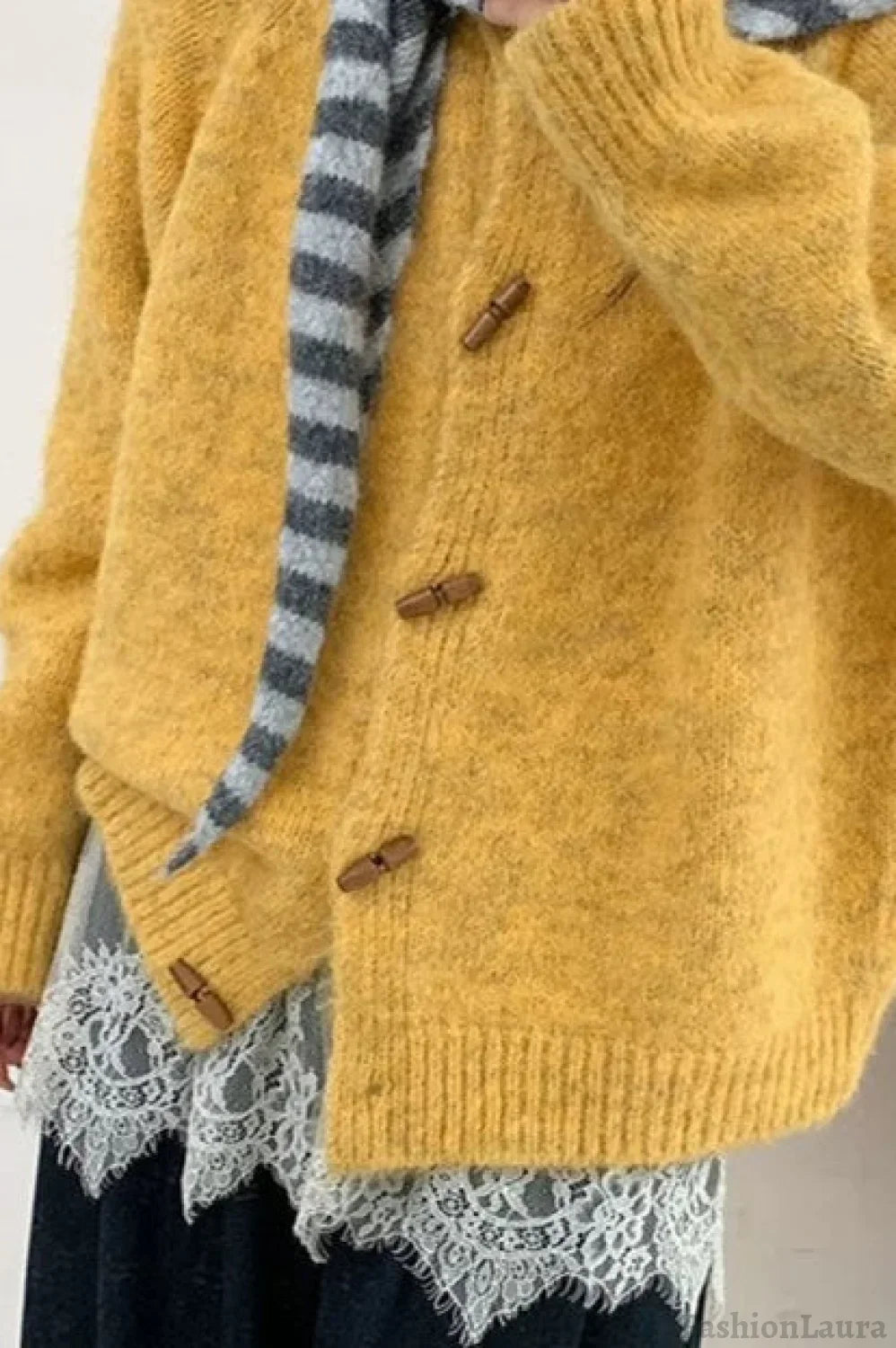 Relaxed Toggle Cardigan Yellow / One Size