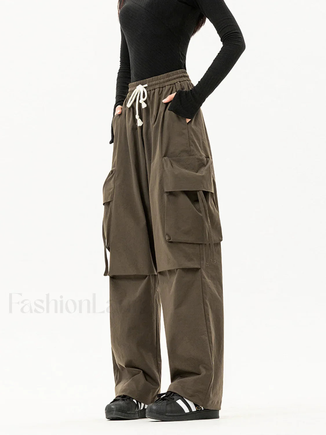 Release Me Graceful Pockets Cargo Pants