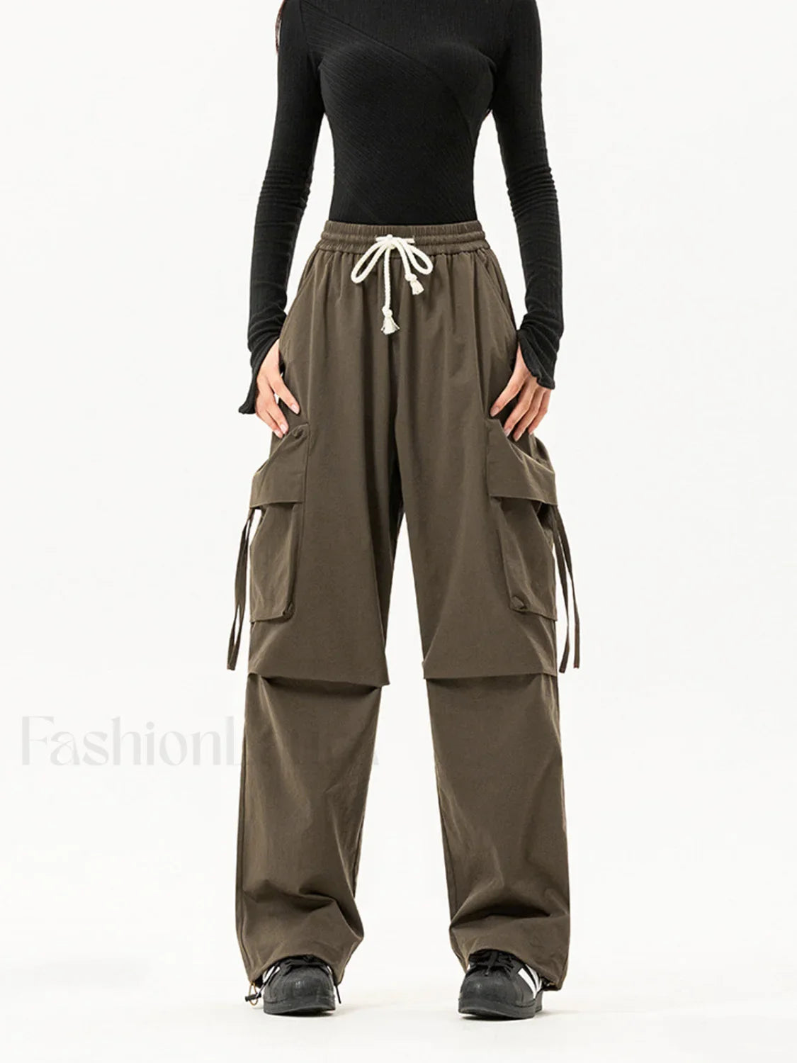 Release Me Graceful Pockets Cargo Pants