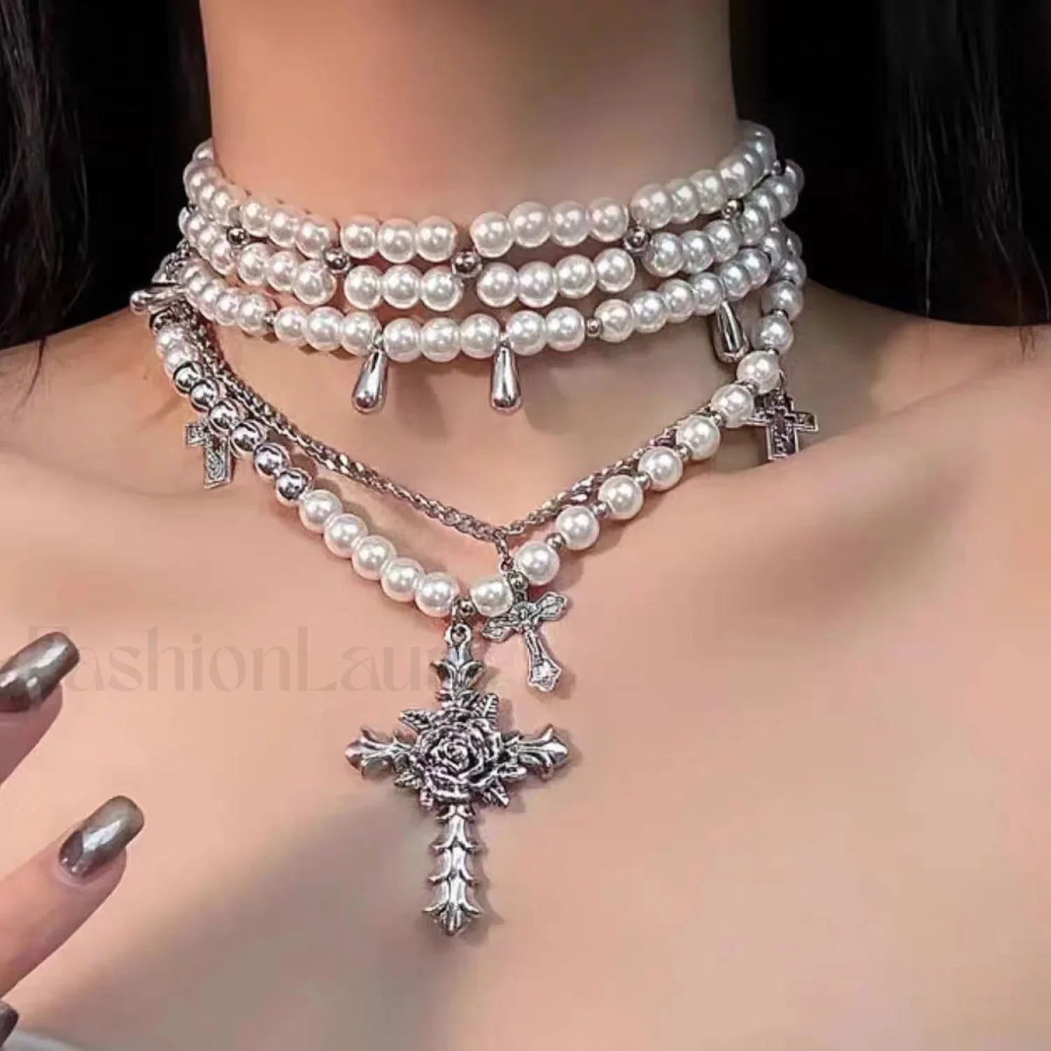 Retro Baroque Style Cross Layered Pearl Necklace