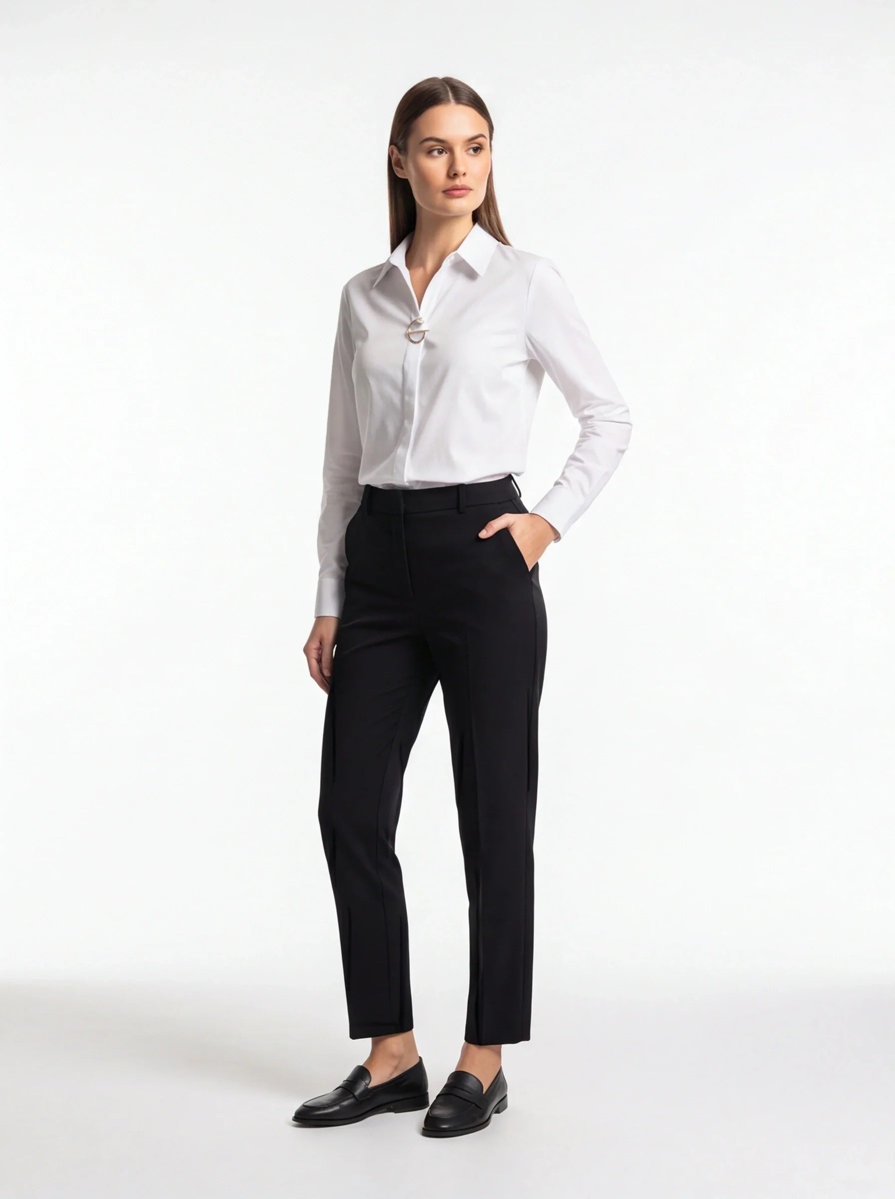 Chic Minimalist Long Sleeve Blouse with Soft Fabric and Tailored Fit