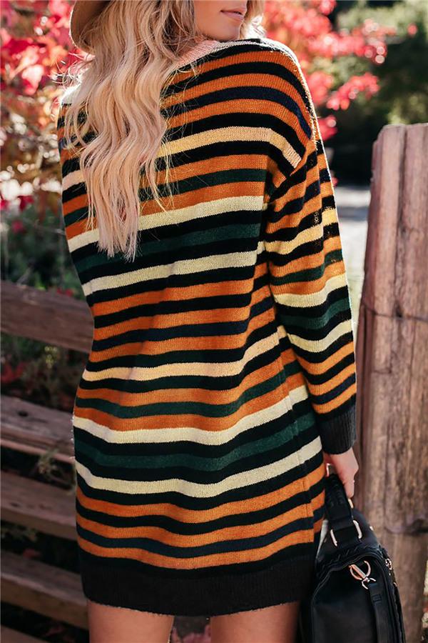 Vanesa Modern And Comfortable Dress with Relaxed Fit and Streetwear Style