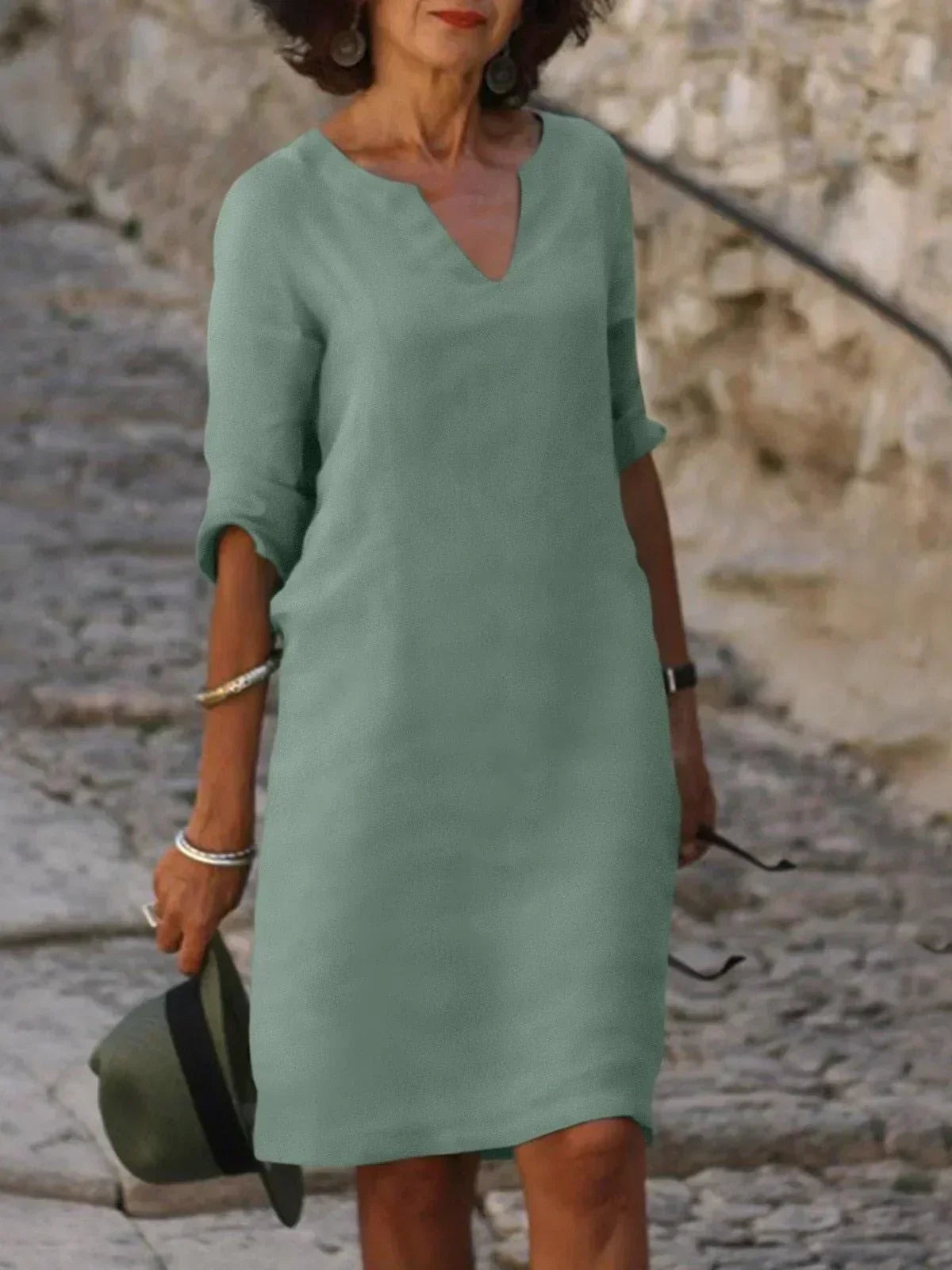V-Neck Short Sleeve Pocket Shift Midi Dress 4