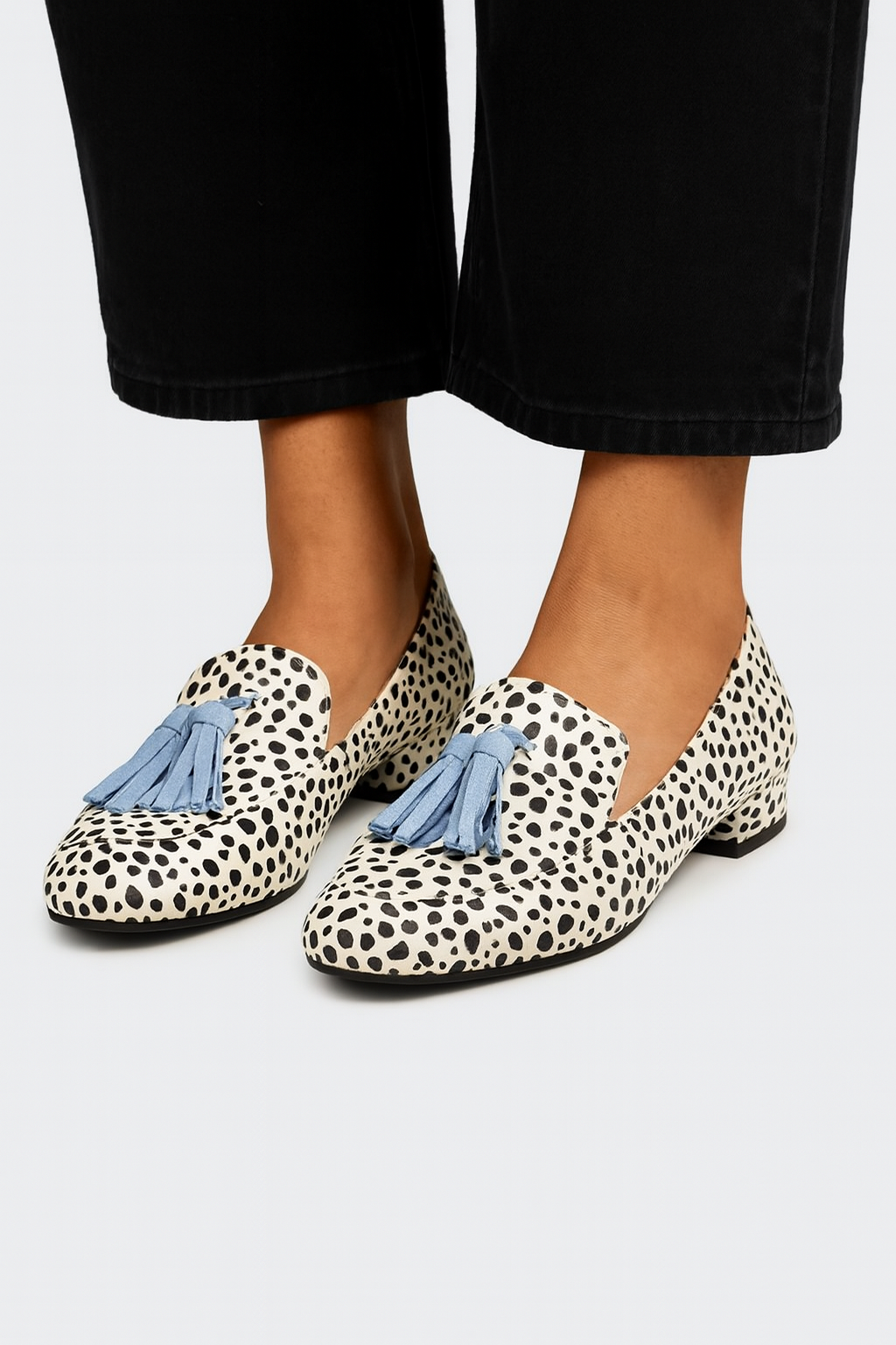Animal Dot Print Tassel Round Toe Flat Loafers
