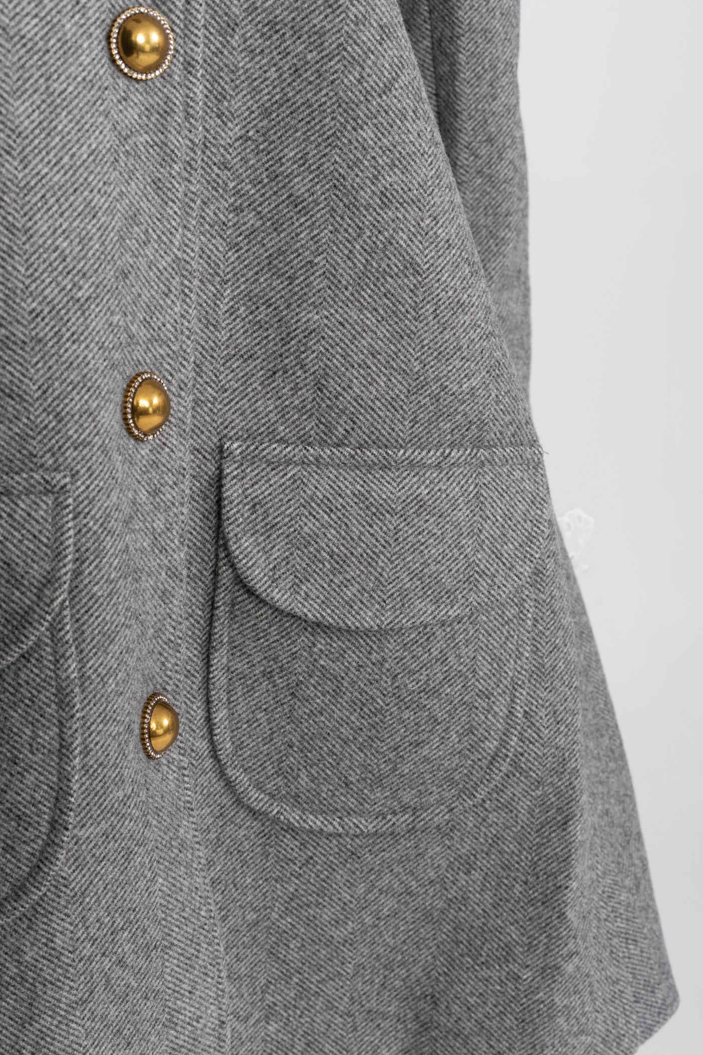 Mini Coat with Pearl-Embellished Lace Collar – Grey