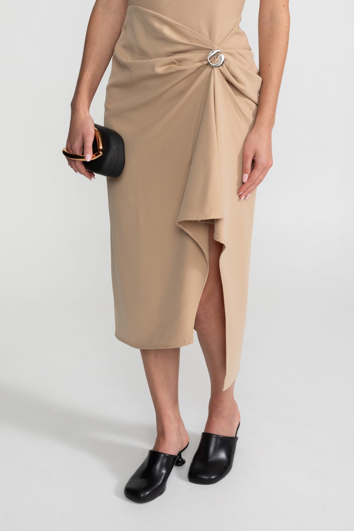 Halter Neck Contrast Collar Off Shoulder Draped Asymmetric Midi Dress 4