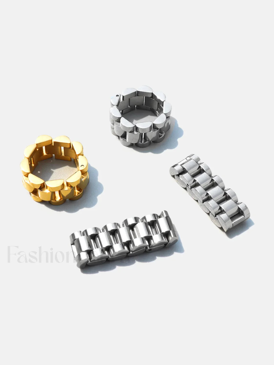 Secret Charming Holds Ring