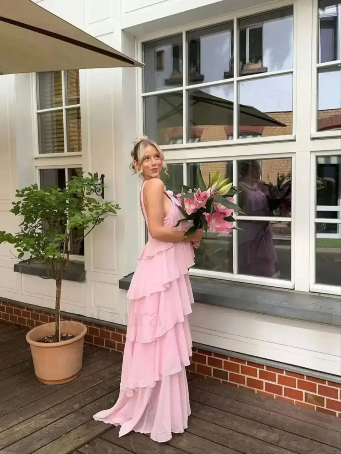 Sexy Backless Layered Ruffles Floral Dress