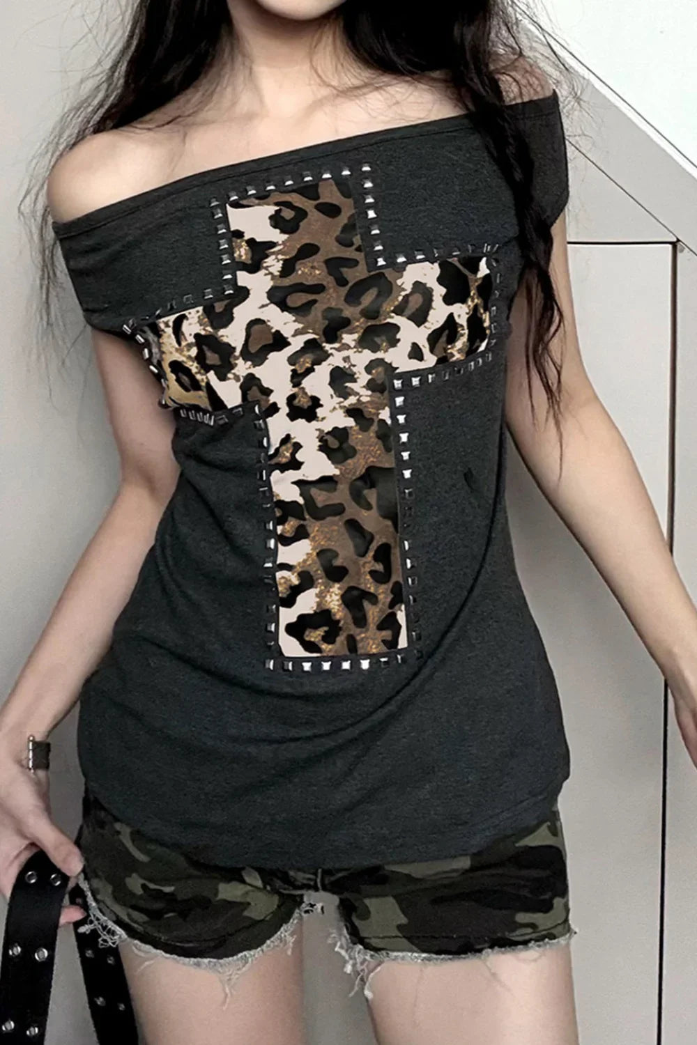 Sexy Leopard Print Slim Fit T-Shirt