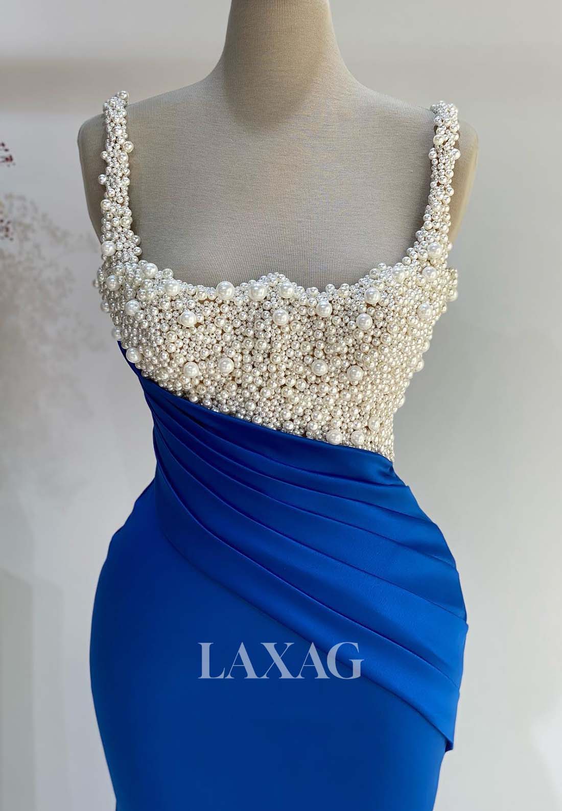 Sweetheart Spaghetti Straps Pleated Mermaid Evening Gowns Sleeveless Beaded Satin Formal Gowns