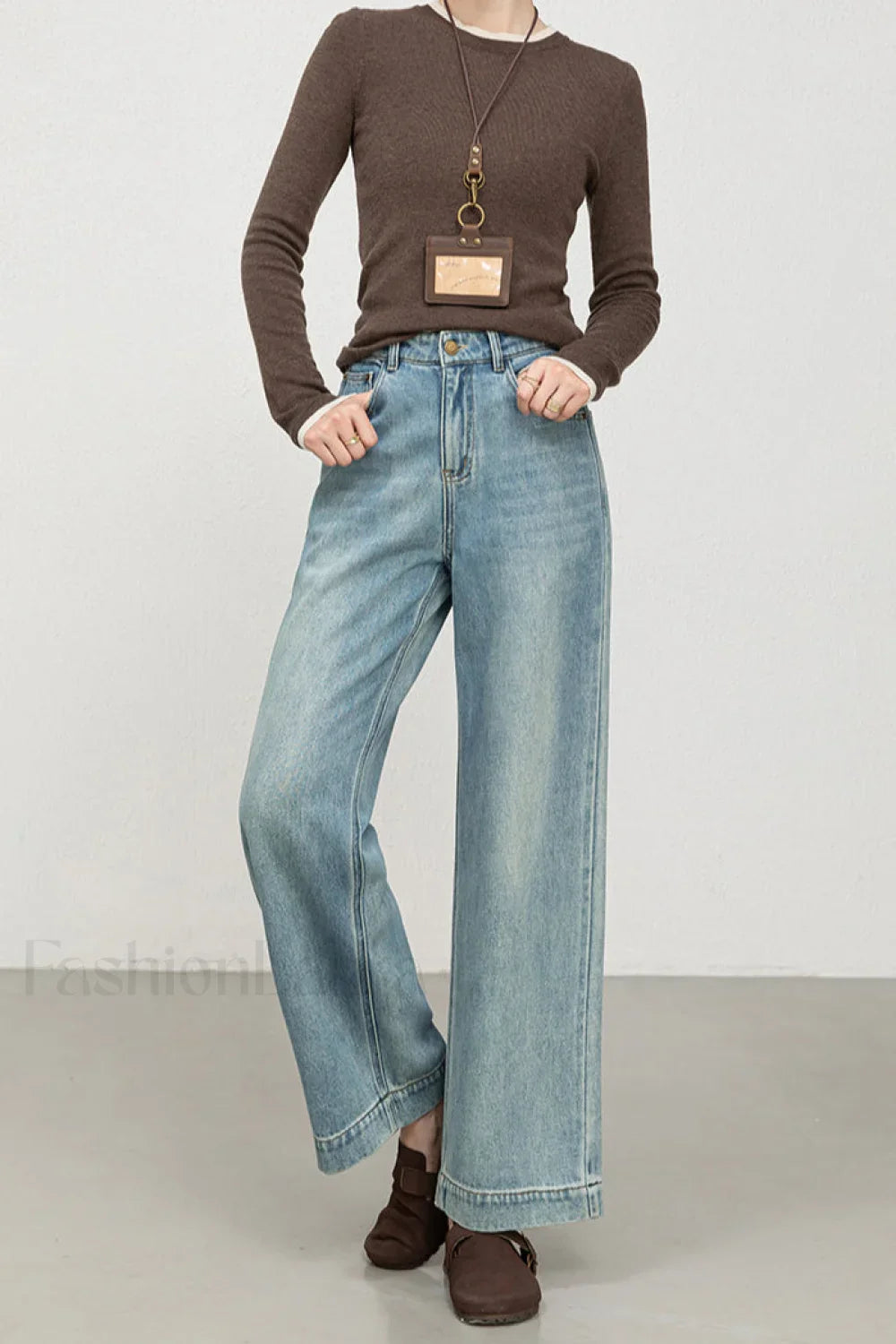 Soft High Rise Embroidered Cropped Jeans
